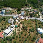Mezzanine Bay