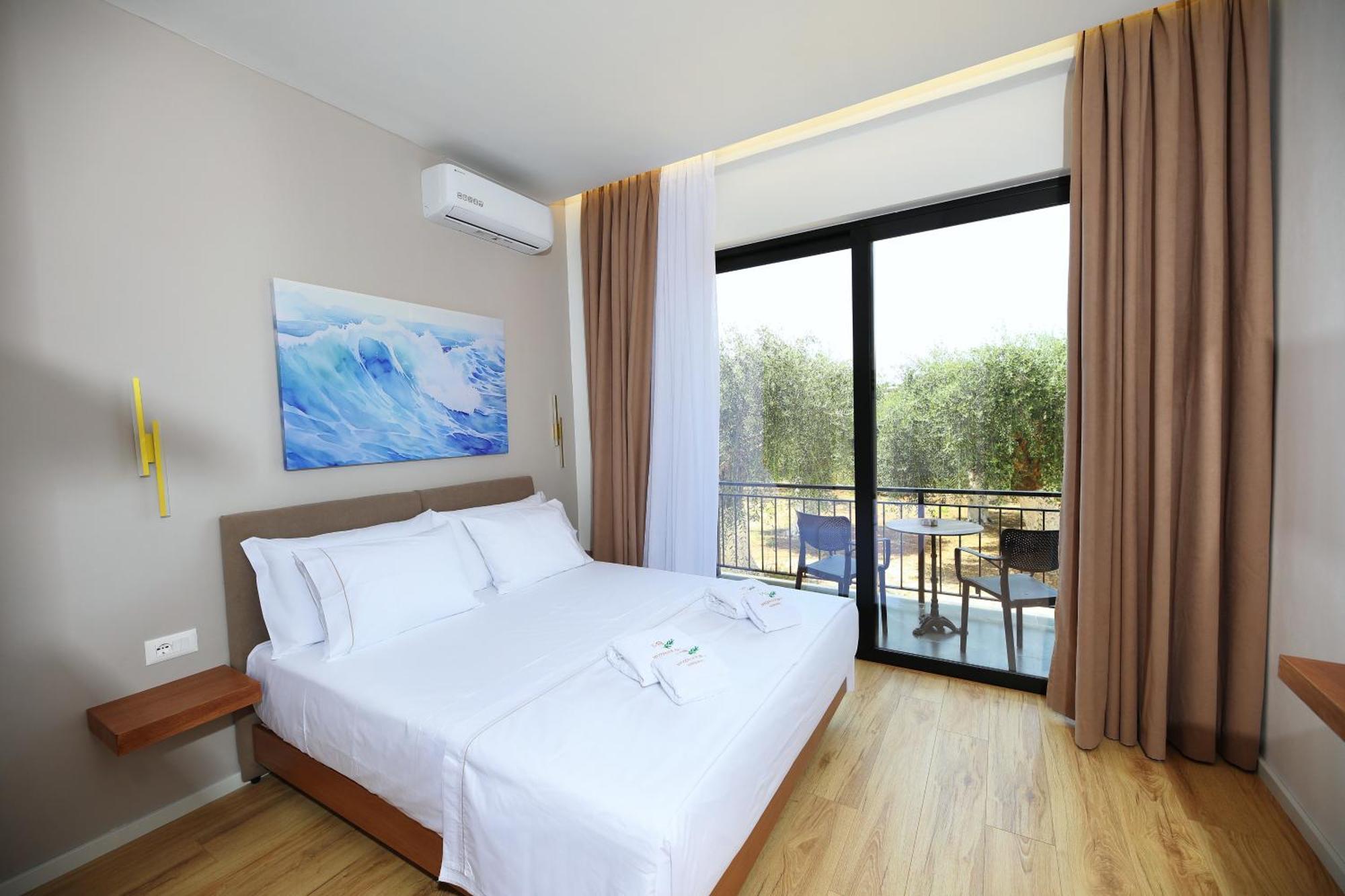 Mezzanine Bay