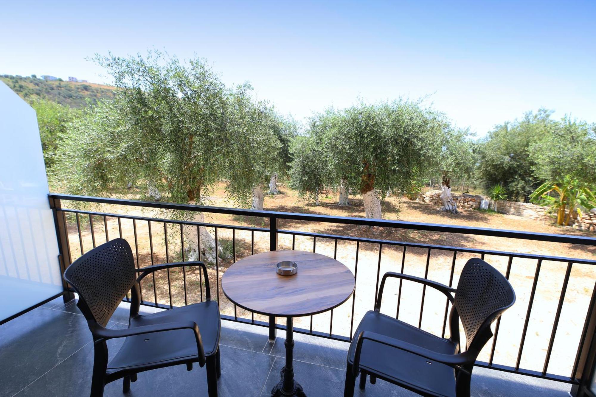 Mezzanine Bay Himare